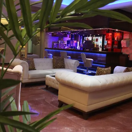 Hermanos Hotell 3*