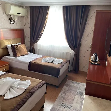 Hotell Hermanos 3*