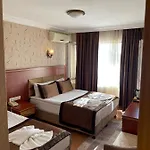 Hermanos 3* Istanbul