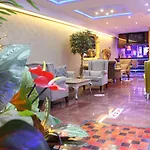 Hotel Hermanos