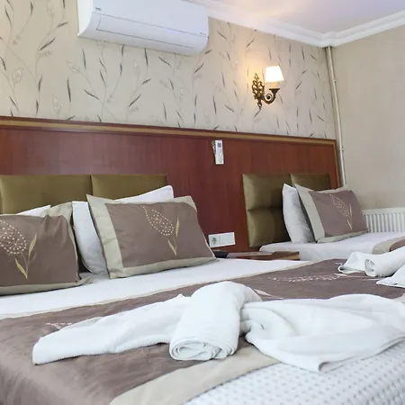 Hermanos Hotel 3*
