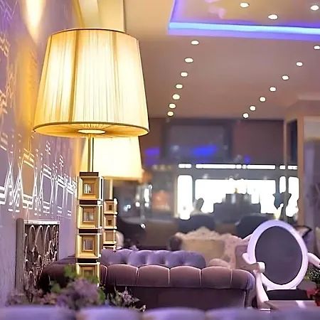 Hotel Hermanos 3*